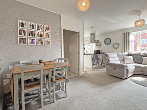 Photo 17- click for photo gallery